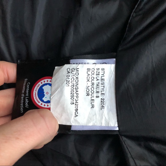 Canada Goose Winter Parka Size Small - Picture 7 of 8
